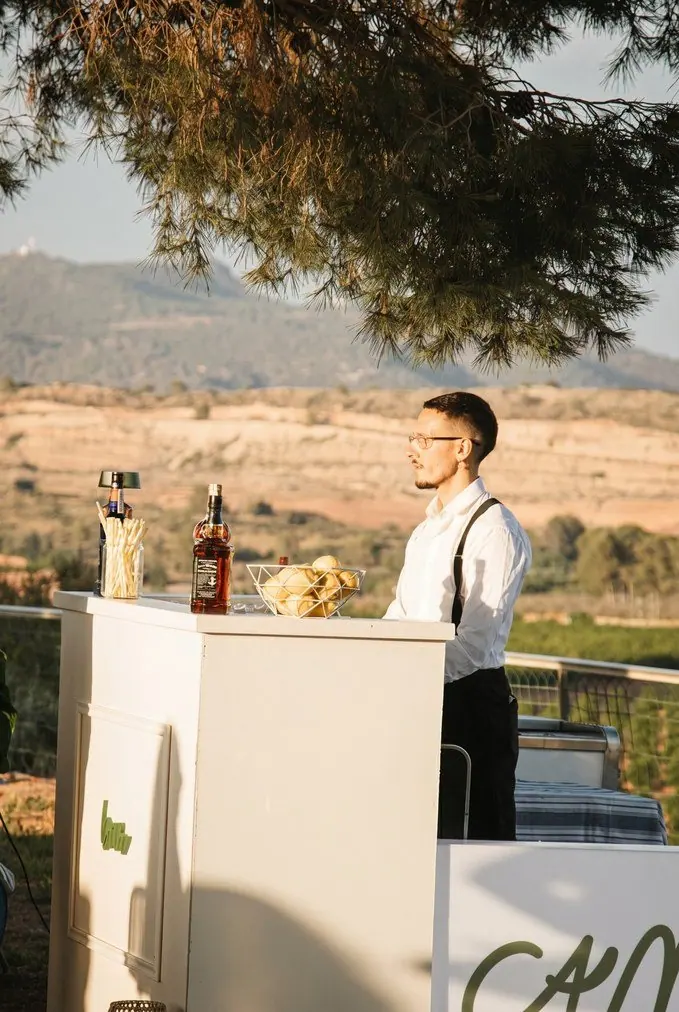Servicio de barra de bebidas al aire libre